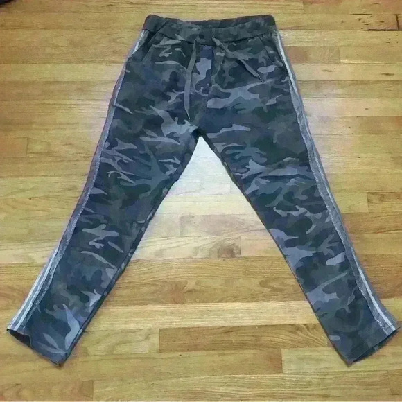 The Clothing Cove Camo Pants  Cuffed Hem Stretch Drawstring Italy - Picture 10 of 10